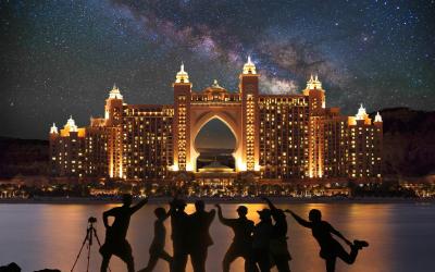 10 THINGS TO DO IN DUBAI WITH FRIENDS