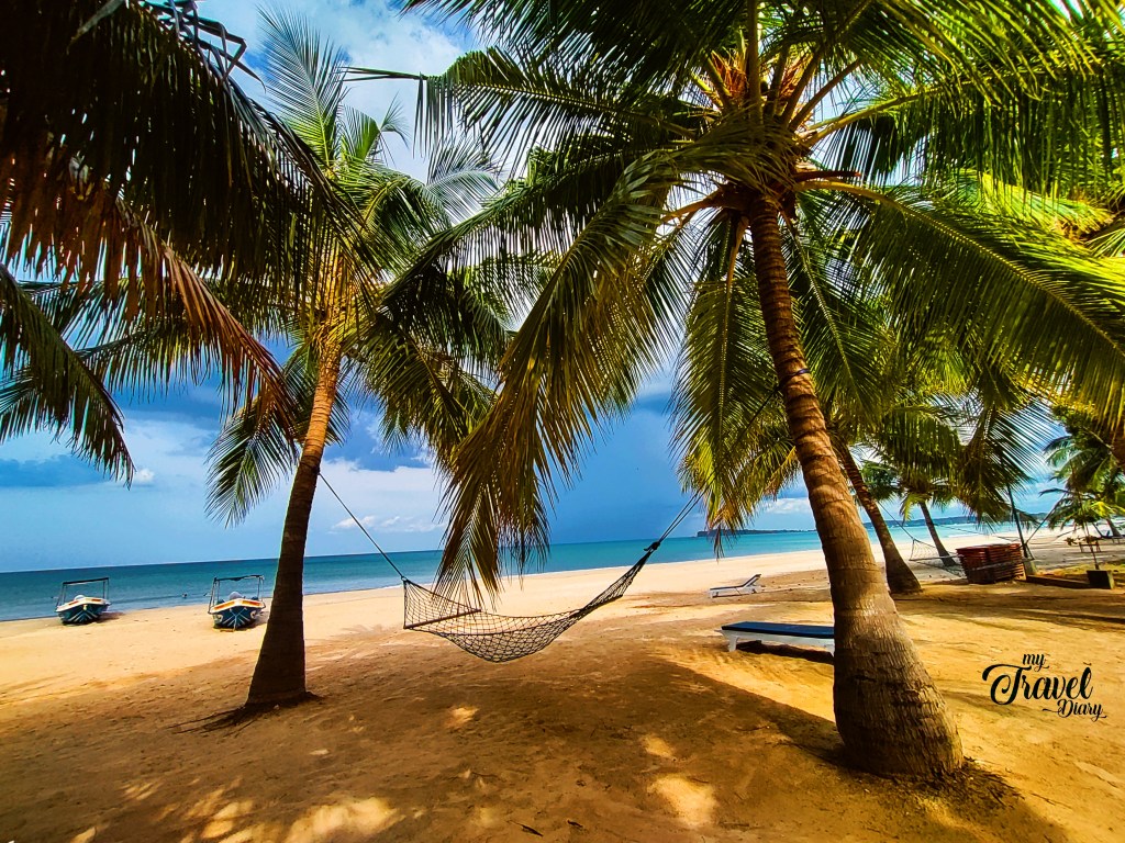 Nilaveli beach in Trincomolee