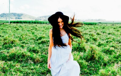 Confessions of Women Travellers On Fluid Fashion Trend & Monsoon Clothing